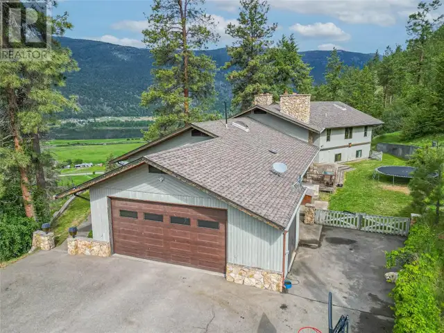 8548 YELLOWHEAD Highway Kamloops, British Columbia in Houses for Sale in Kamloops - Image 7