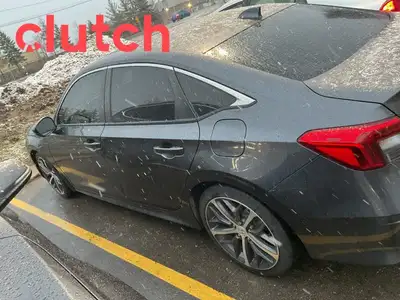 NO ACCIDENTS / CLEAN CARFAX / 1 OWNER / Brake Assist, Auto Dimming Rearview Mirror, Front Heated Sea...