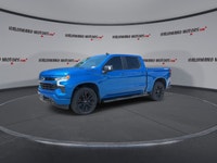 // ACCIDENT FREE!! // This 2024 Chevrolet Silverado 1500 RST Crew Cab 6' Box 4WD is a full-size truc... (image 3)
