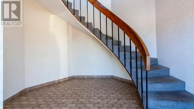 1 - 580 CLARKE ROAD London East (East I), Ontario in Commercial & Office Space for Rent in London - Image 4