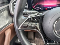 This Mercedes-Benz GLE 350 has a dependable Intercooled Turbo Gas/Electric I-4 2.0 L/121 engine powe... (image 9)