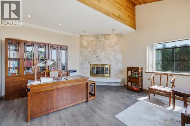 2008 BLAIRVIEW AVENUE North Vancouver, British Columbia in Houses for Sale in North Shore - Image 17