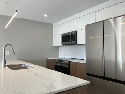 TWO bedrm + DEN; PARKING INCL; SHIRAZ GARDENS 50 Plus