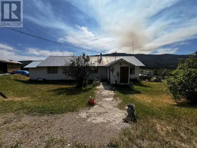 10845 NITHI ROAD Fraser Lake, British Columbia in Houses for Sale in Burns Lake - Image 2