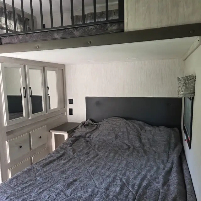 2023 SIERRA 3440BH-LUXURIOUS 2 BEDROOM LOFT,1.5 BATH,FINANCING! in Travel Trailers & Campers in Ottawa - Image 22