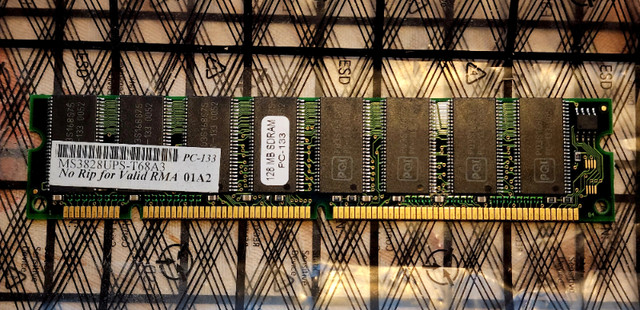128 MB RAM PC-133 168Pin PL3, 3.3V PQI / MS3828UPS-T68A3 in Flash Memory & USB Sticks in Ottawa - Image 3
