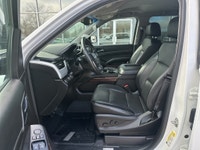 2020 GMC Yukon SLT Full-Size Luxury Meets Power and Capability This 2020 GMC Yukon SLT is the perfec... (image 5)