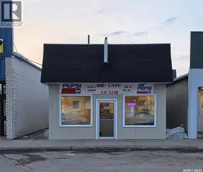 Located in the heart of Preeceville, this well-established Chinese restaurant presents a rare opport...