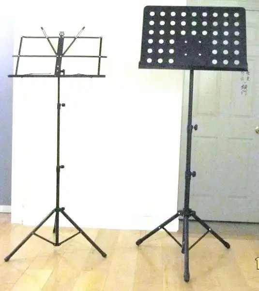 microphone stand, can carry 2 mics. Brand new in Other in Markham / York Region - Image 3