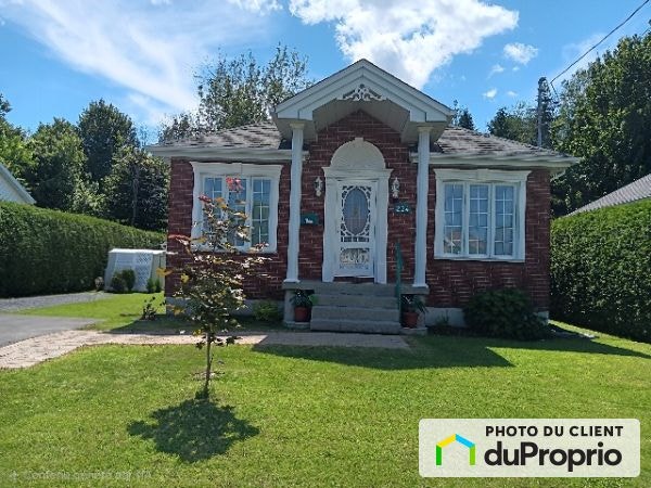 $499,000 - Bungalow for sale in Les Côteaux — photo 1