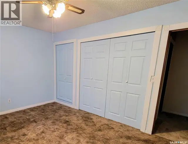 33 Main STREET Willow Bunch Rm No. 42, Saskatchewan in Houses for Sale in Moose Jaw - Image 16