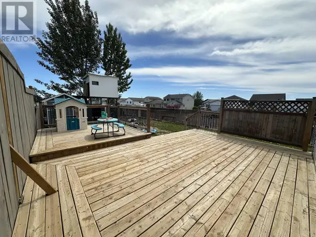 8903-8905 83A STREET Fort St. John, British Columbia in Houses for Sale in Fort St. John - Image 21