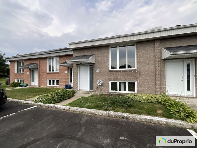 $295,000 - Townhouse for sale in Levis — photo 1