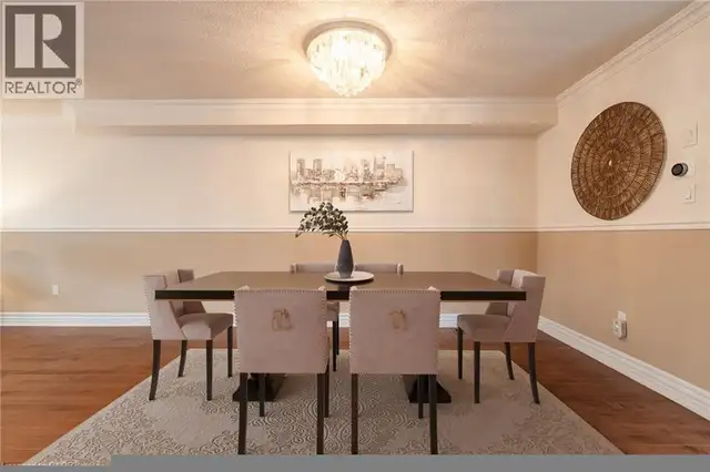 38 ARCHIBALD Mews Toronto, Ontario in Houses for Sale in City of Toronto - Image 14