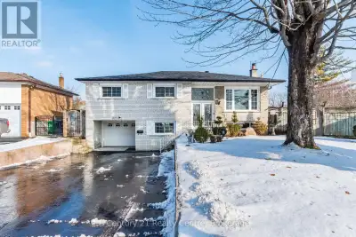 Well-kept all-brick, detached raised bungalow with a finished basement and separate entrance. Highli...