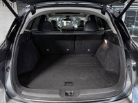 The 2021 INFINITI QX50 Essential Tech is a premium, Canada-specific configuration that offers a near... (image 7)