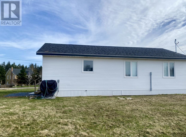 21 Spruce Lane Lakeside, Prince Edward Island in Houses for Sale in Charlottetown - Image 3