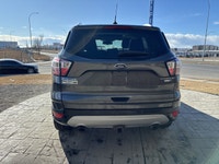 This Ford Escape boasts a Intercooled Turbo Regular Unleaded I-4 2.0 L/122 engine powering this Auto... (image 3)
