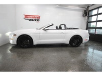Ford Mustang EcoBoost Premium Convertible 2019 avec moteur 2.3L turbo developpant 310 HP et 350 lb-f... (image 3)
