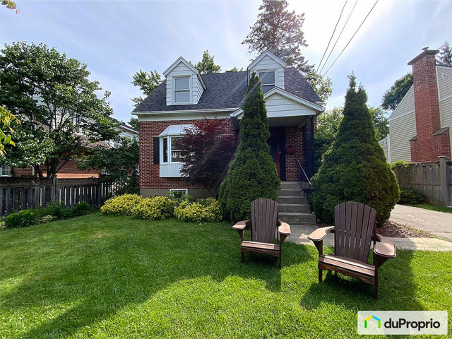 $820,000 - 3 Storey for sale in Pointe-Claire dans Maisons à vendre  à Ouest de l’Île