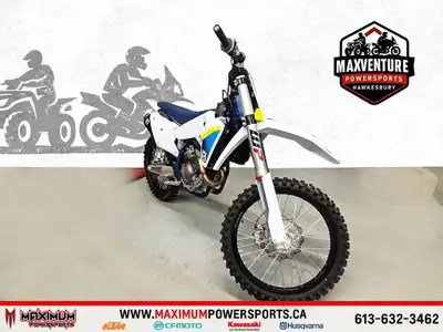 2025 Husqvarna FC 250 La KTM FC 250 2025 est conçue pour les pilotes exigeant performance et agilité...