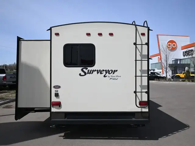 2014 Surveyor SV34BHTS in Travel Trailers & Campers in St. Albert - Image 6