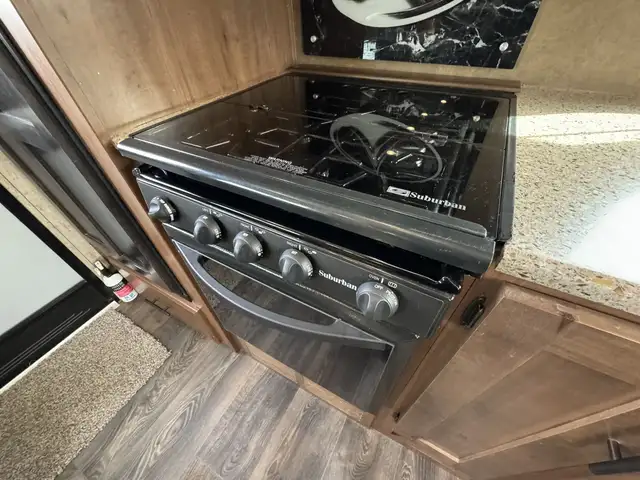 2019 ,Outdoors RV,Timber Ridge 24RKS in Travel Trailers & Campers in Kamloops - Image 15
