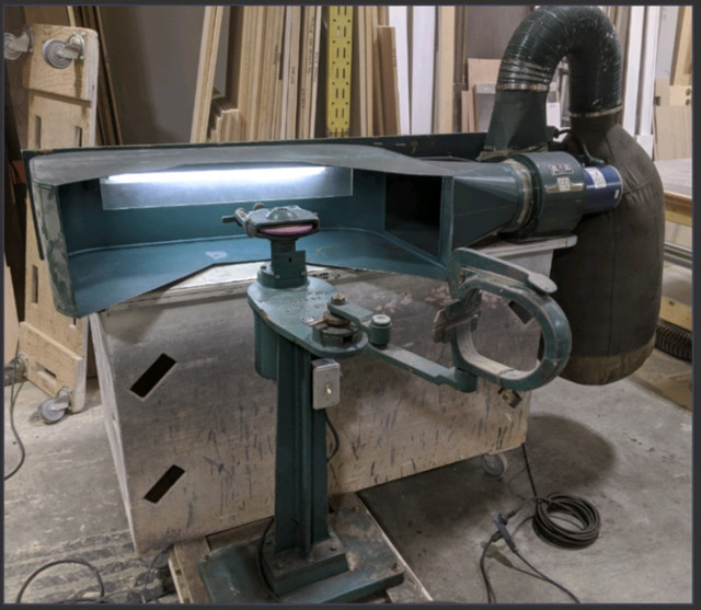 Dust control system with skate sharpener sharpening machine set in Power Tools in City of Toronto - Image 4