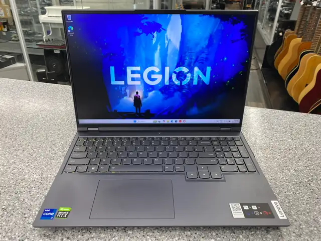 Lenovo Legion 5 Pro Laptop in Laptops in City of Toronto - Image 2