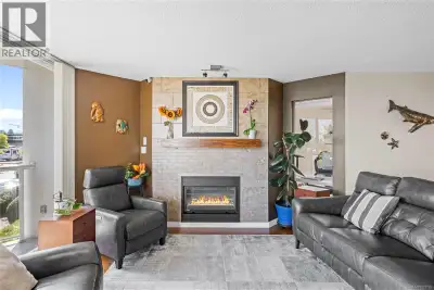 Welcome to 206 158 Promenade Drive in the Gabriola Building at the sought after Cameron Island water...