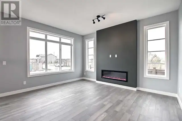 47 Agate Road Cochrane, Alberta62864759490563124