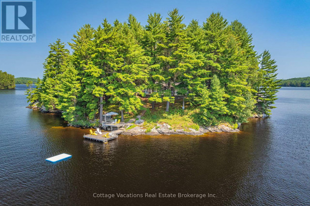 100 RUMBALLS Huntsville (Stephenson), Ontario in Houses for Sale in Muskoka - Image 2