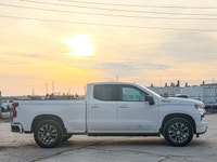 Heated Seats and Steering - Powerful Gas V8 5.3L engine - Advanced lane departure warning - Convenie... (image 3)