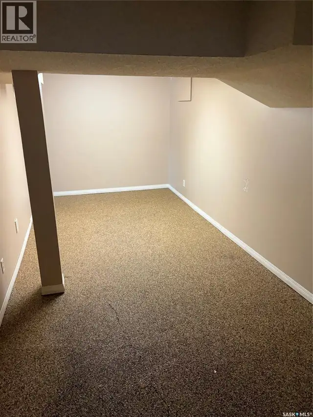 515 King STREET Weyburn, Saskatchewan in Houses for Sale in Regina - Image 15