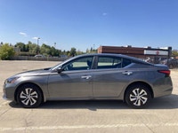 Tires: 215/60R16,Front Heated Bucket Seats -inc: 8-way power driver's seat w/2-way power driver lumb... (image 9)