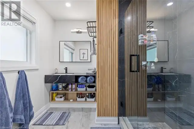 1302 DUNBAR Road Burlington, Ontario in Houses for Sale in Oakville / Halton Region - Image 26