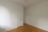 Akelius two bedroom apartment for rent. Located near Chem. de la Côte-des-Neiges in the Cote-des-Nei... (image 6)