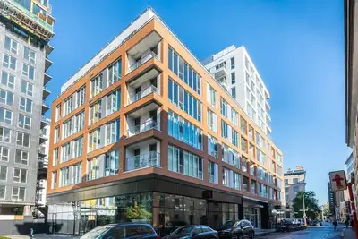 Rental – Fully Furnished 1-Bedroom Condo | Old Montreal / Griffi