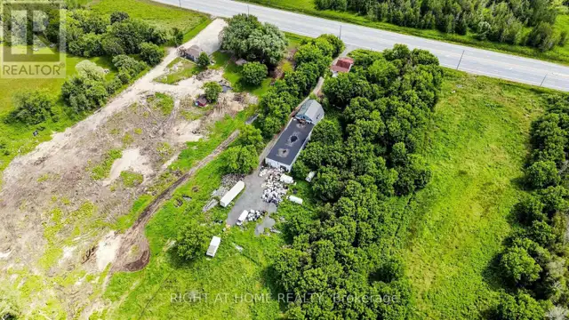2884 COUNTY RD 89 Innisfil, Ontario in Houses for Sale in Barrie - Image 5