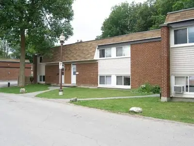 3 Bedrooms House for Rent - 120 Beaverbrook Lane, View more