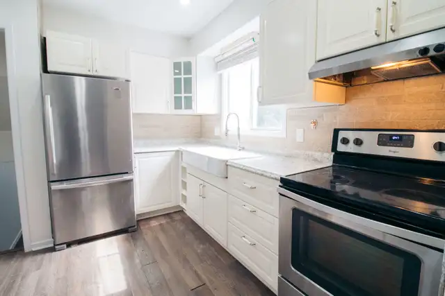 6568 Harmony Ave, Niagara Falls - 2 Bedroom Main Unit