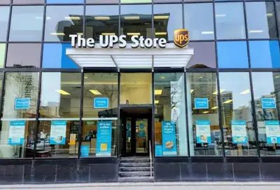 9A//Winnipeg/Well-established The UPS Store opportunity in a prime downtown Winnipeg location at 363...