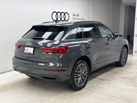 Get noticed in this sinister looking Nano Gray Metallic SUV! Treat yourself to the features you dese... (image 3)