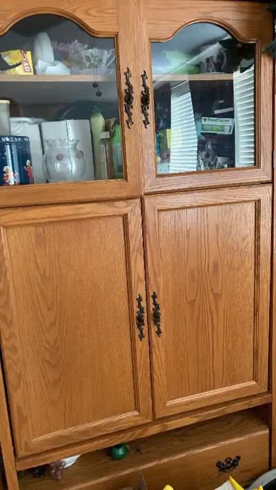 Mom moving into senior home and selling her hutch and Eid cabinets