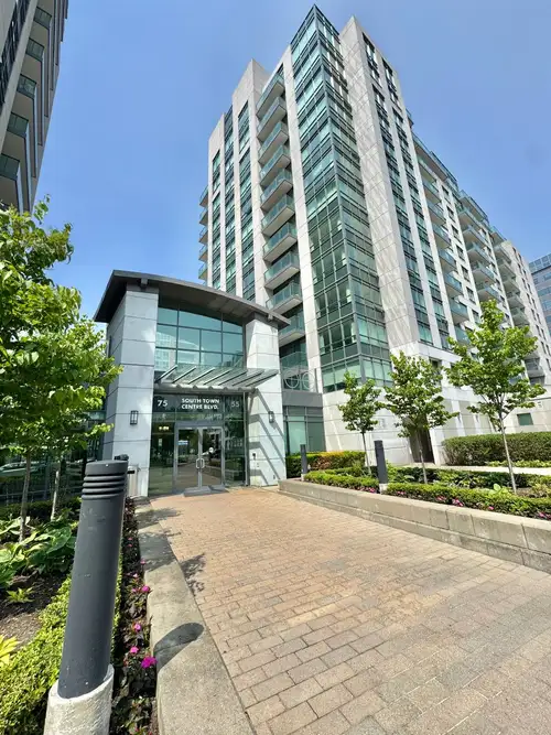 ✨ Luxury 12th-Floor Unionville Condo – Fully Renovated with Spectacular South-West Views ✨ Welcome t...