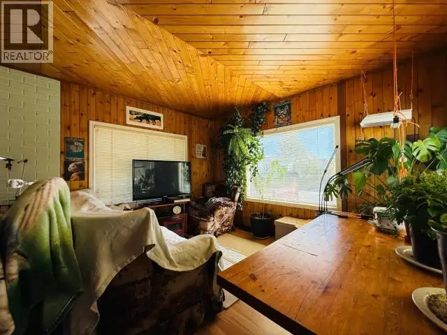 27-833 RANGE ROAD Whitehorse, Yukon in Houses for Sale in Whitehorse - Image 12