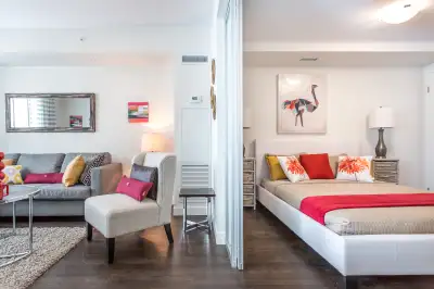 1+Den – Condo-style suites w/ in-suite laundry & A/C-Call Today!