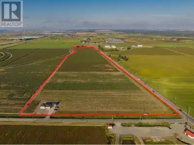 This Stunning 35.63 Acre Parcel of land will transcend your expectations! Located in Lander on the c...