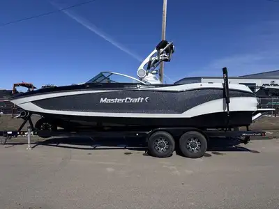 Welcome to Wizard Lake Marine - Calmar! Boat: MASTERCRAFT X24 2019 Mastercraft X24