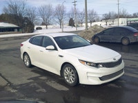 2018 Kia Optima Price $11999 136000 KM ON or QC Safety Included Warranty Included Carfax Included Au... (image 7)